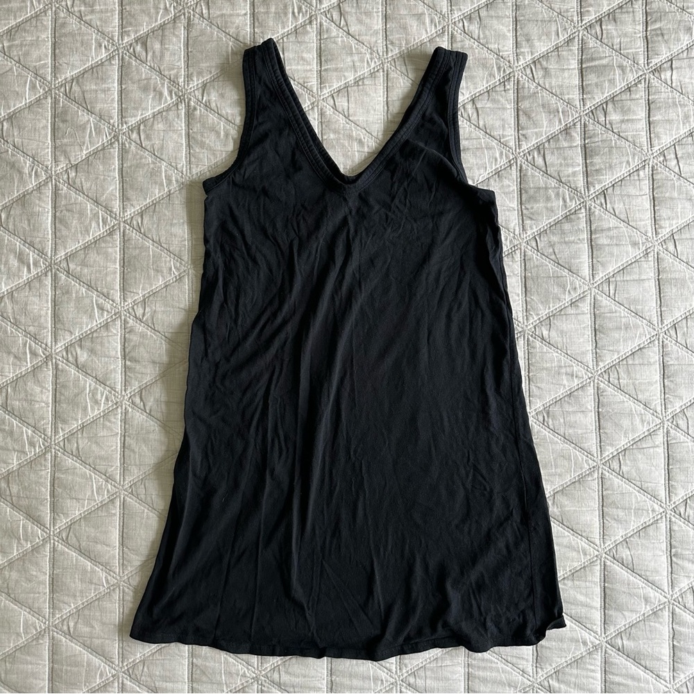 Everlane Black Cotton V-Neck Dress